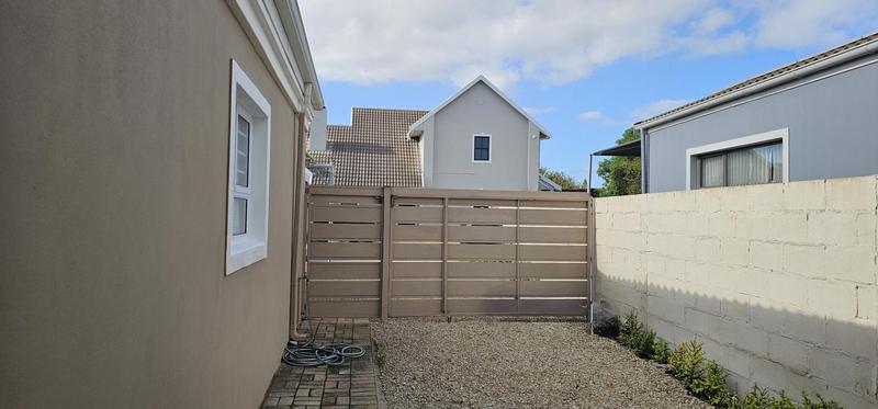 3 Bedroom Property for Sale in Country Club Western Cape